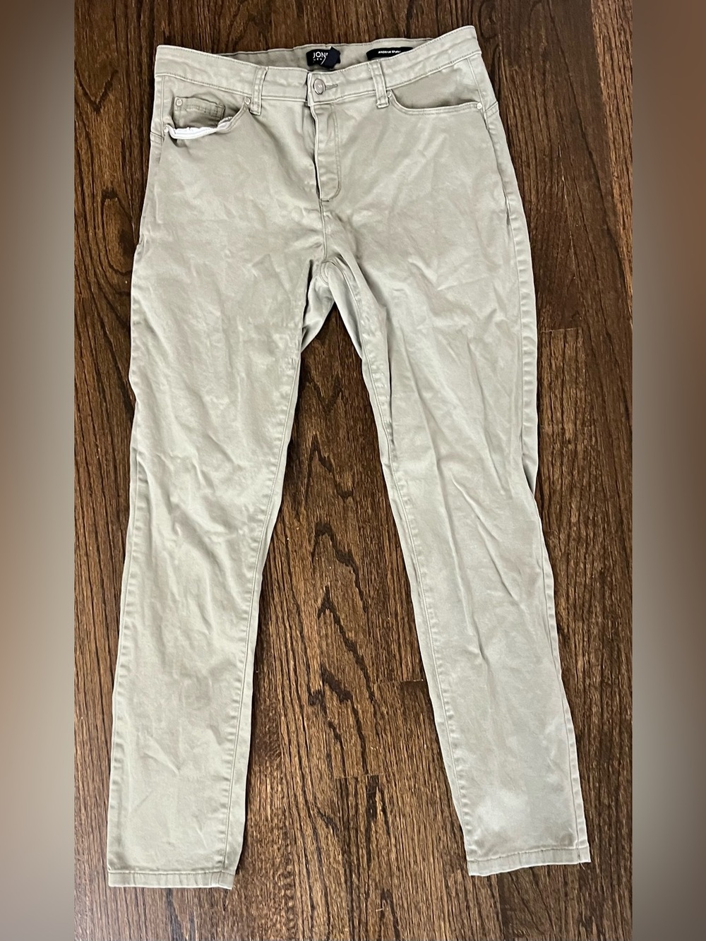 Jones New York Slim Women's Chinos in Light Khaki